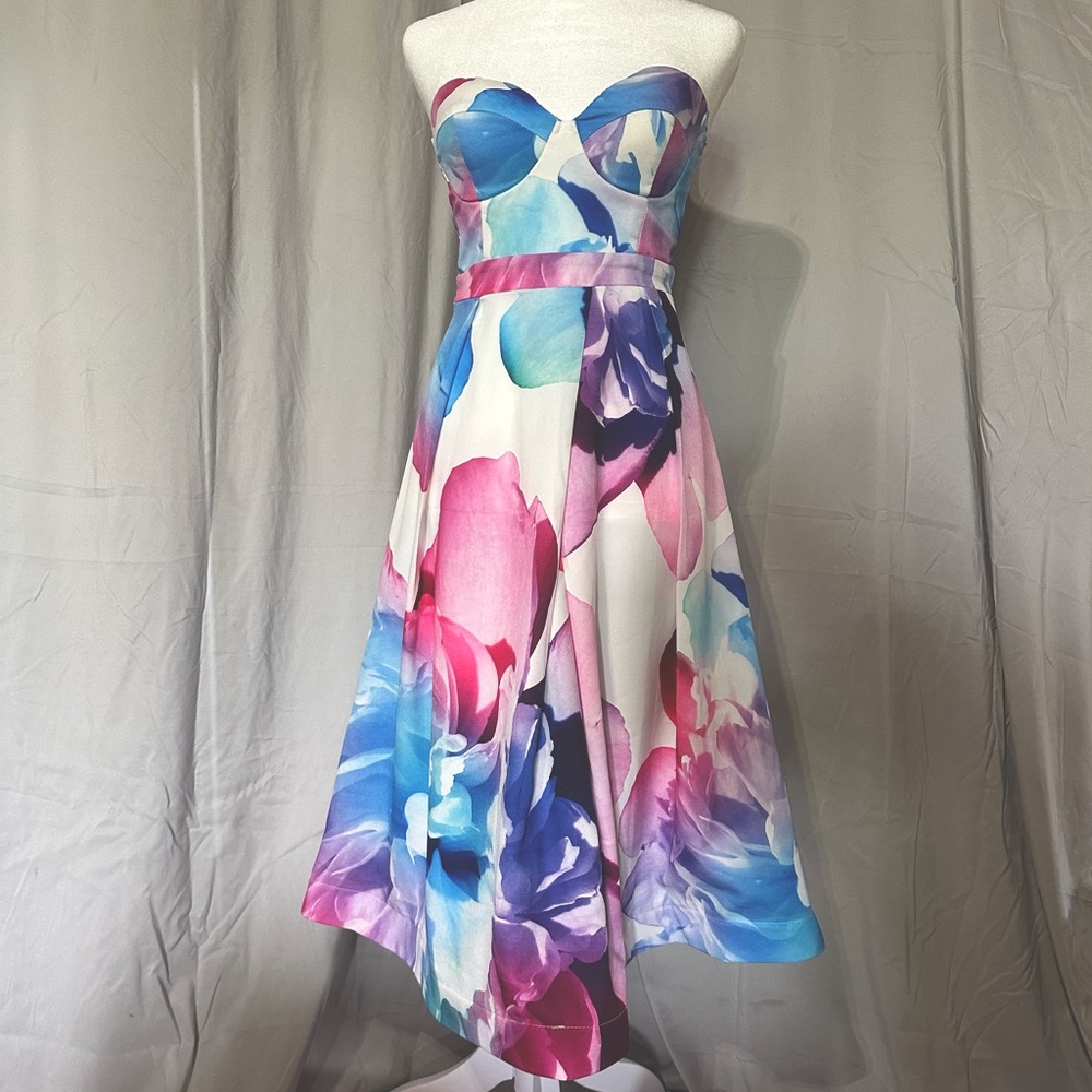 Midi dress with removable straps